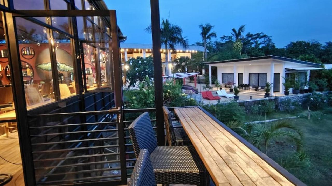 Lucca Resort&Residence Jepara Exterior foto