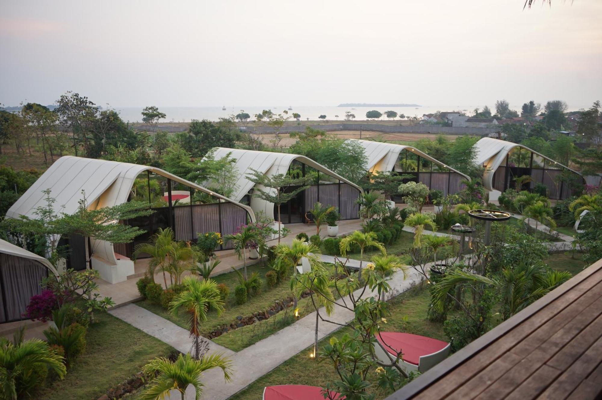 Lucca Resort&Residence Jepara Exterior foto